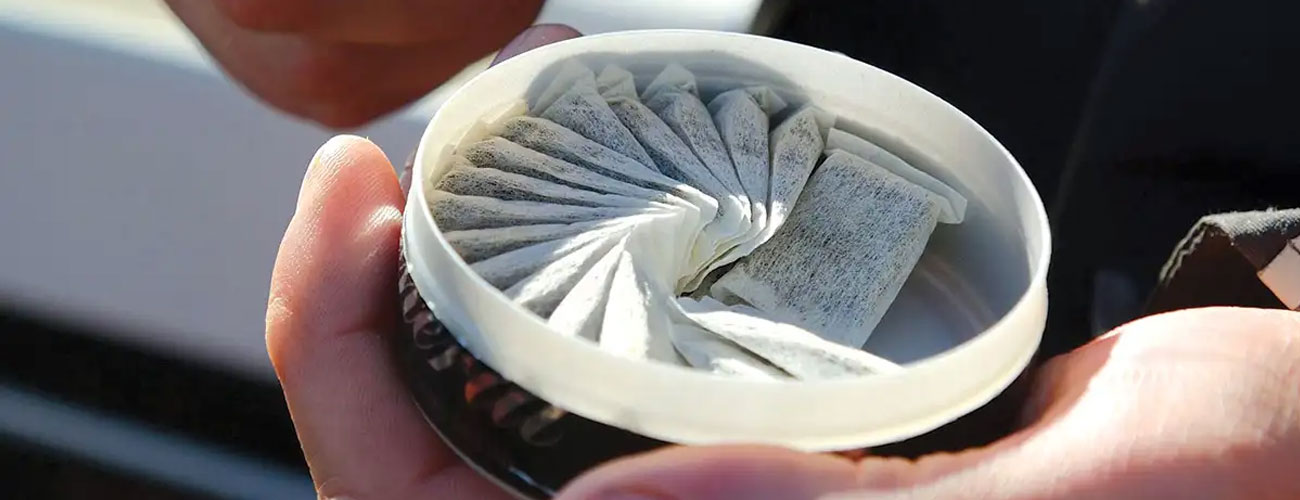 Las tasas de tabaquismo en Suecia caen por debajo del seis por ciento, según muestra un nuevo informe.