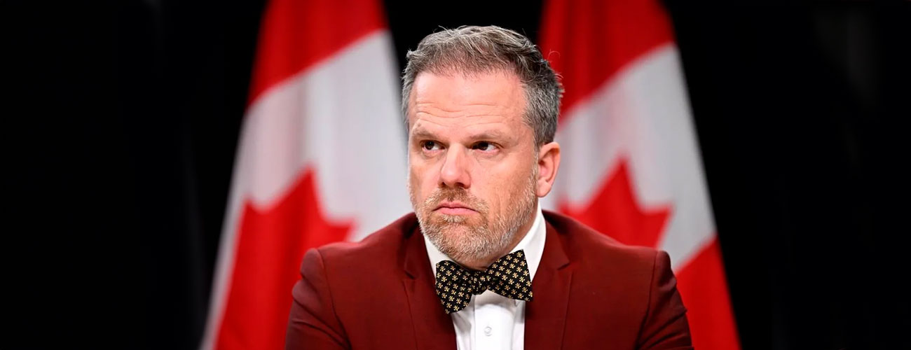 Canadá prohíbe la venta de bolsas de nicotina fuera de las farmacias.