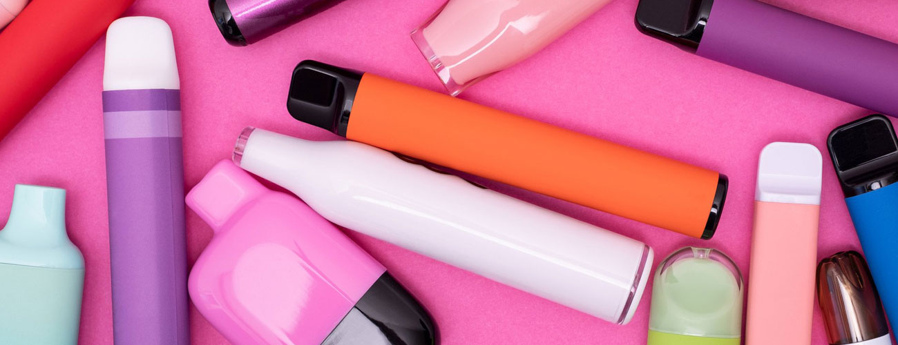 Irlanda impone una nueva multa de 2,000 € por vender vapeadores en eventos para niños.